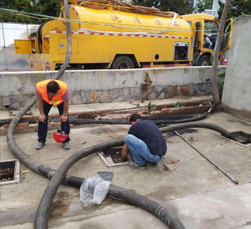 溧阳清理沉淀池时必须做好安全防范措施